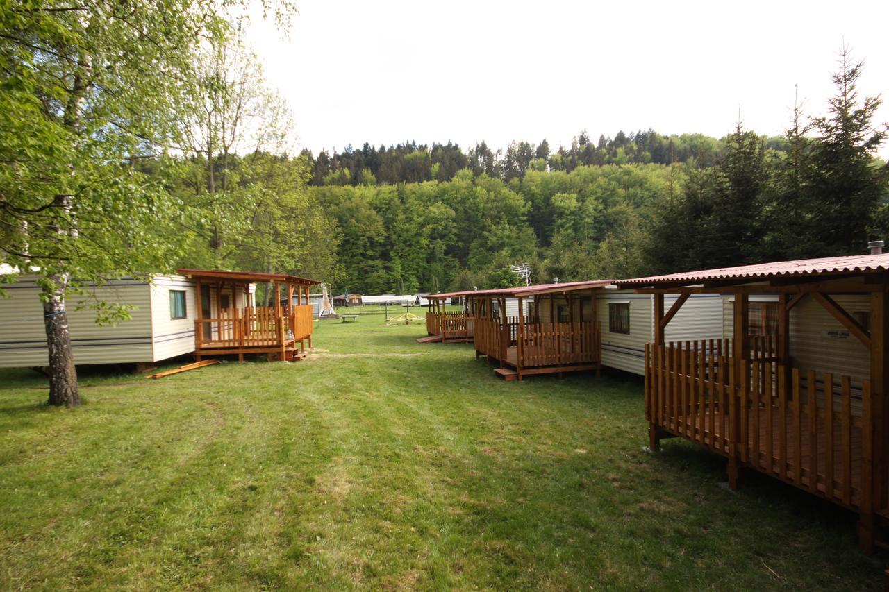 Mobilheim Kemp Rožnov pod Radhoštěm Buitenkant foto